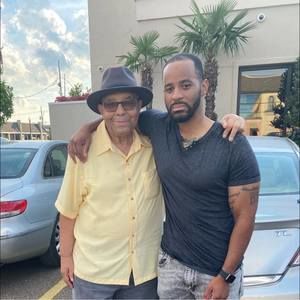 Meet your Posher, Alex